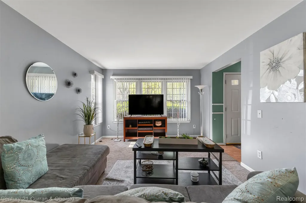 8095 S Huron River Drive York Charter Township MI 48197