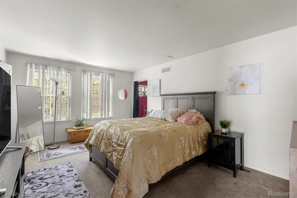 8095 S Huron River Drive York Charter Township MI 48197