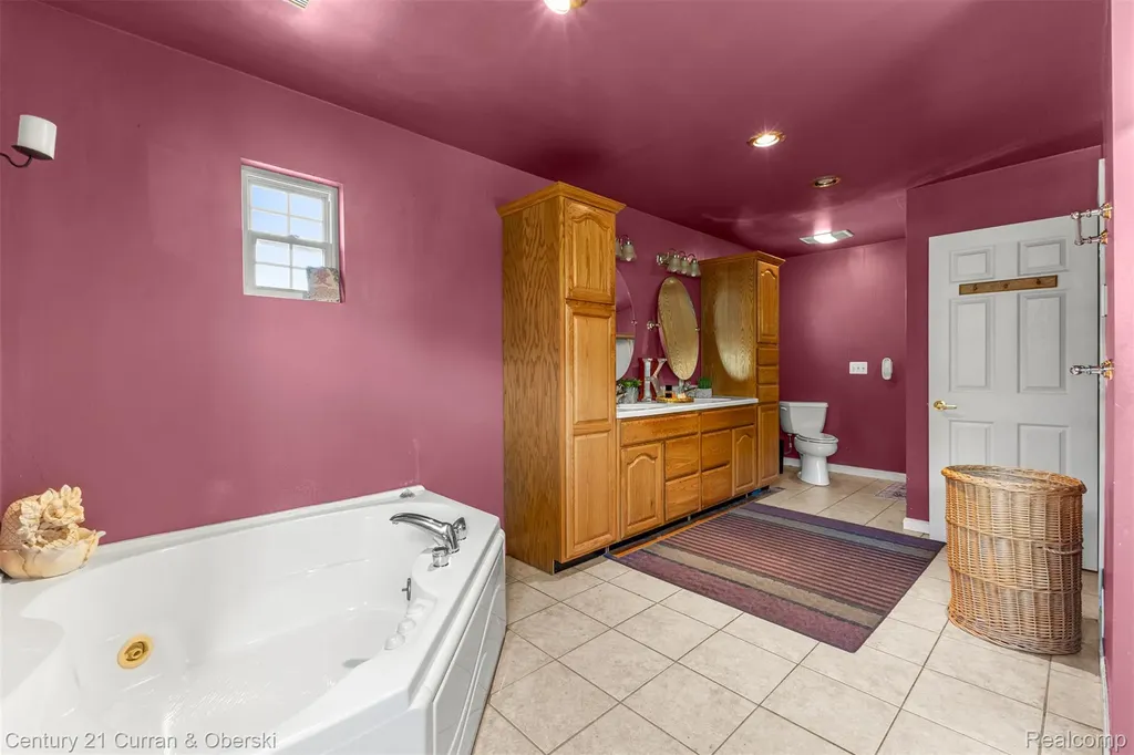 8095 S Huron River Drive York Charter Township MI 48197