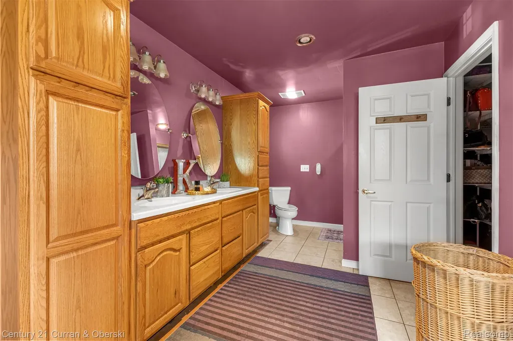 8095 S Huron River Drive York Charter Township MI 48197