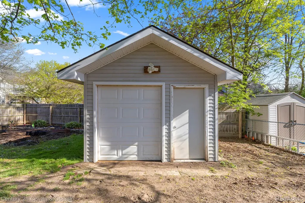 8095 S Huron River Drive York Charter Township MI 48197