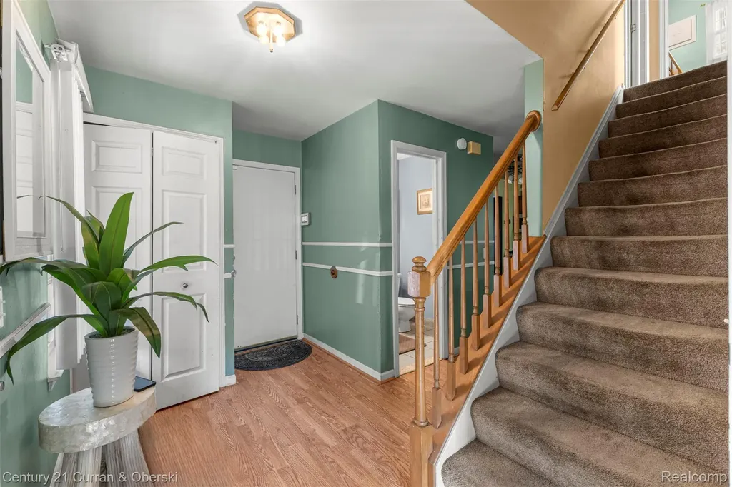 8095 S Huron River Drive York Charter Township MI 48197
