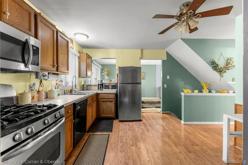 8095 S Huron River Drive York Charter Township MI 48197