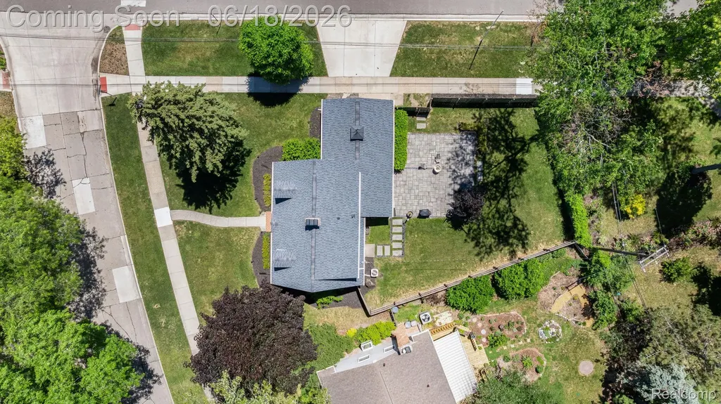 4303 N Verona Circle Royal Oak City MI 48073