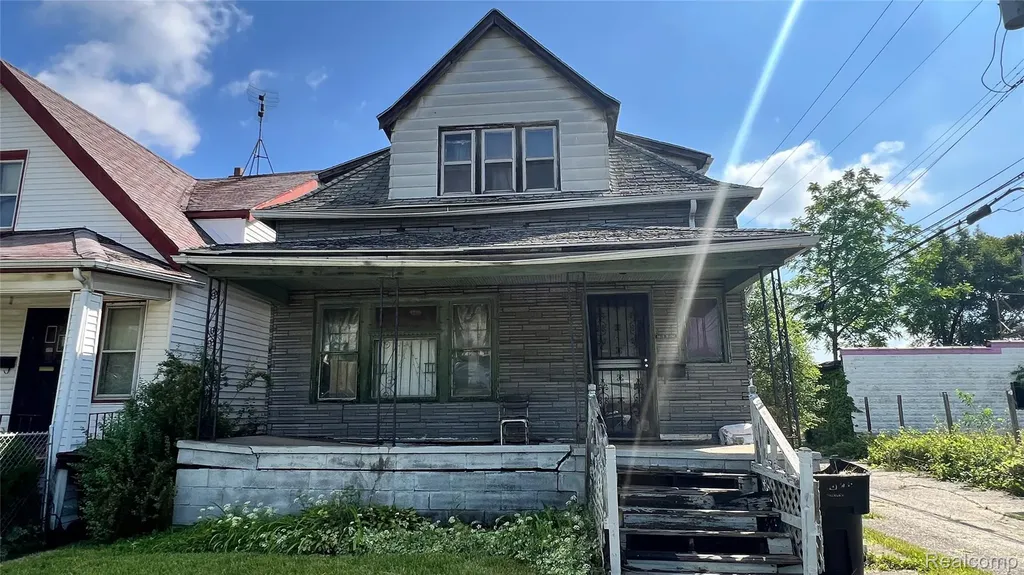 6628 Burns Street Detroit City MI 48213