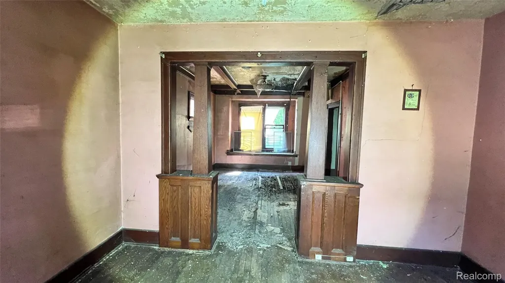 6628 Burns Street Detroit City MI 48213