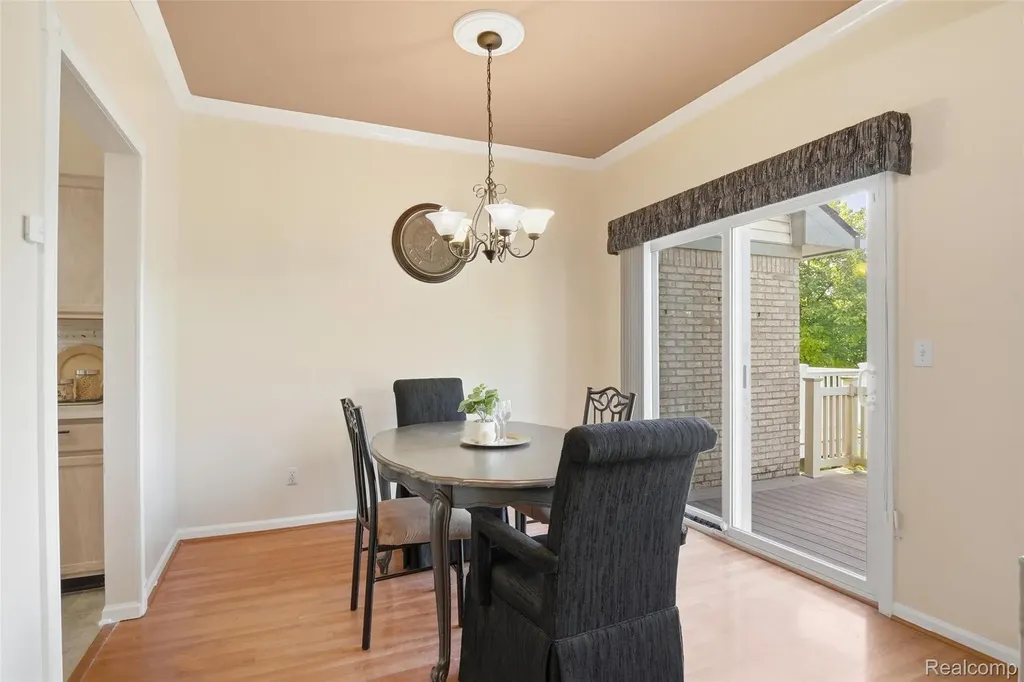 22852 Woodcreek Drive Taylor City MI 48180