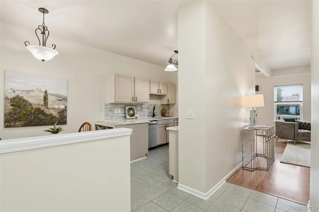 22852 Woodcreek Drive Taylor City MI 48180