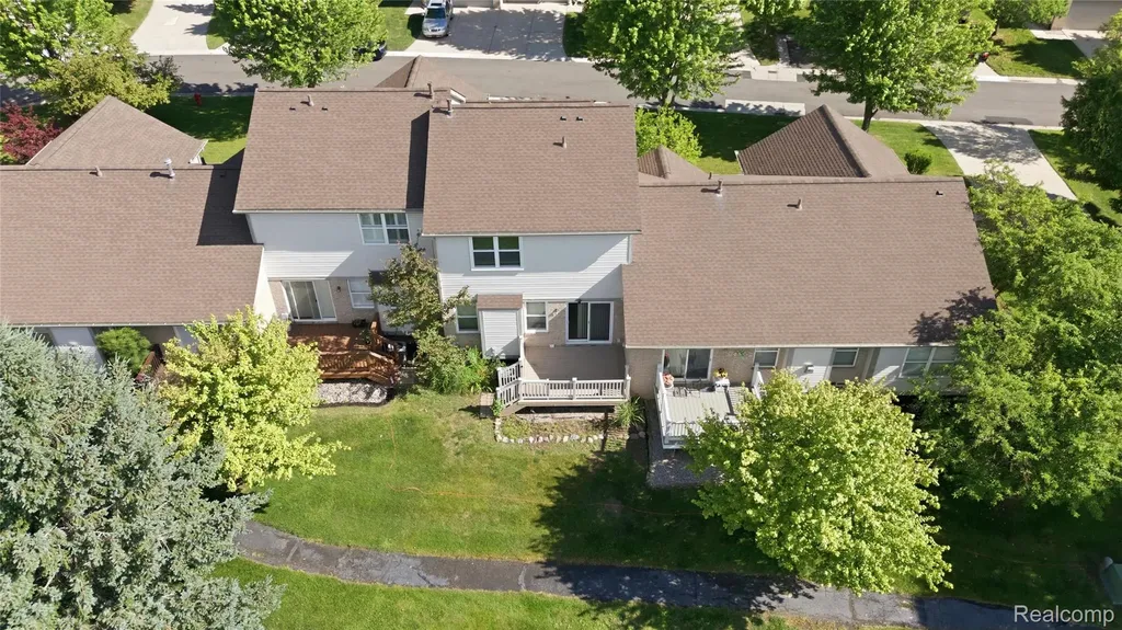 22852 Woodcreek Drive Taylor City MI 48180