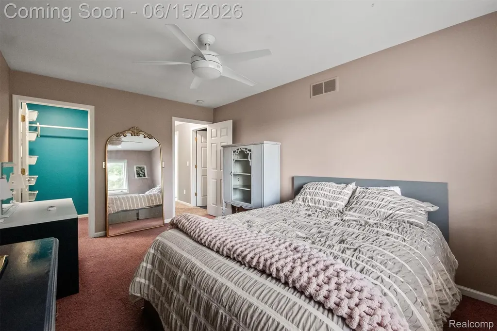 68960 Silver Fox Lane Washington Township MI 48095