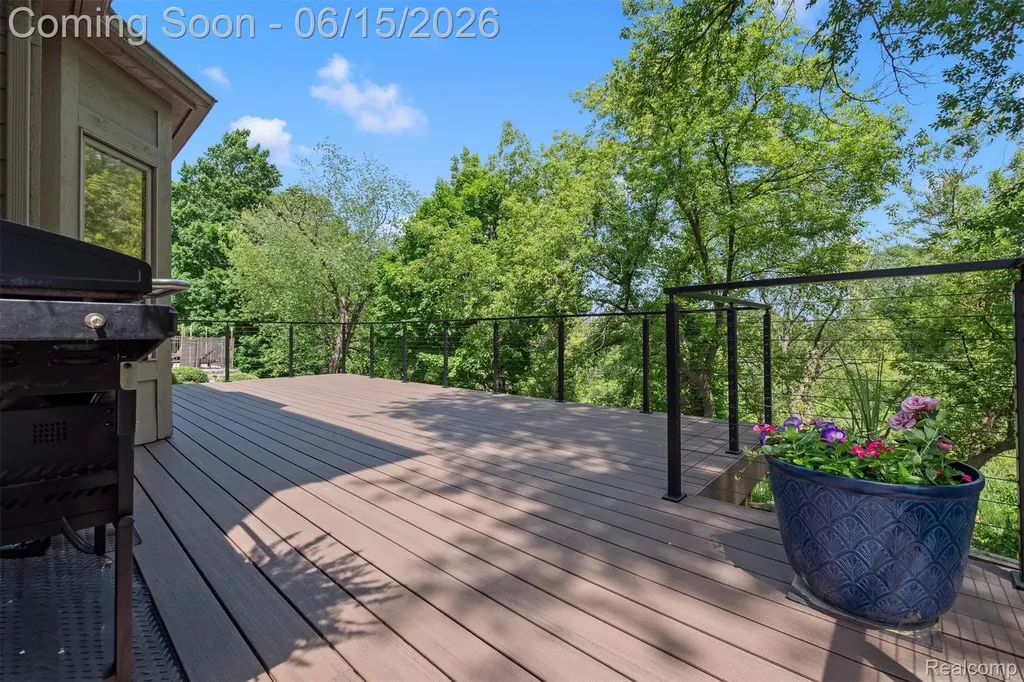68960 Silver Fox Lane Washington Township MI 48095