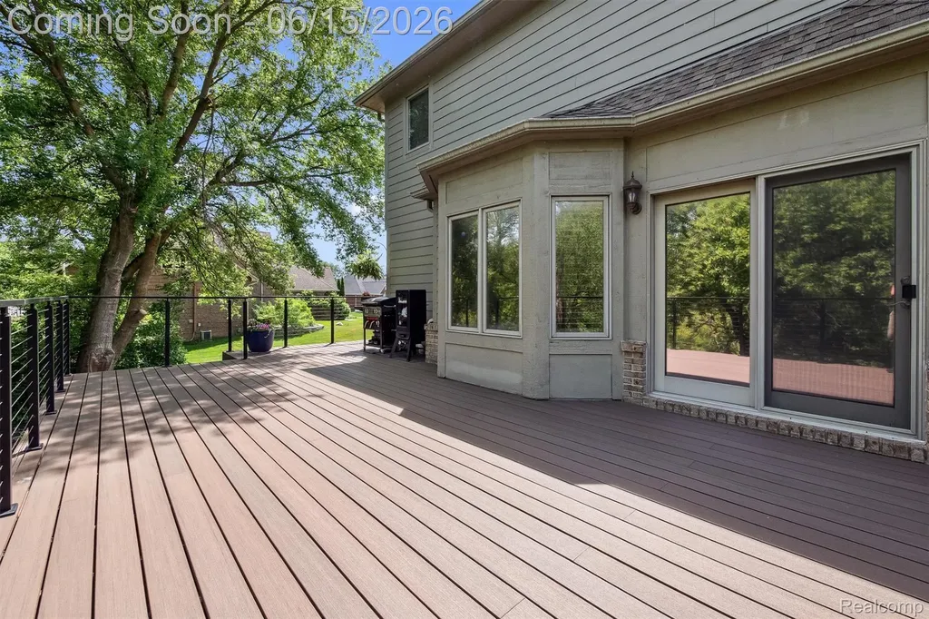 68960 Silver Fox Lane Washington Township MI 48095