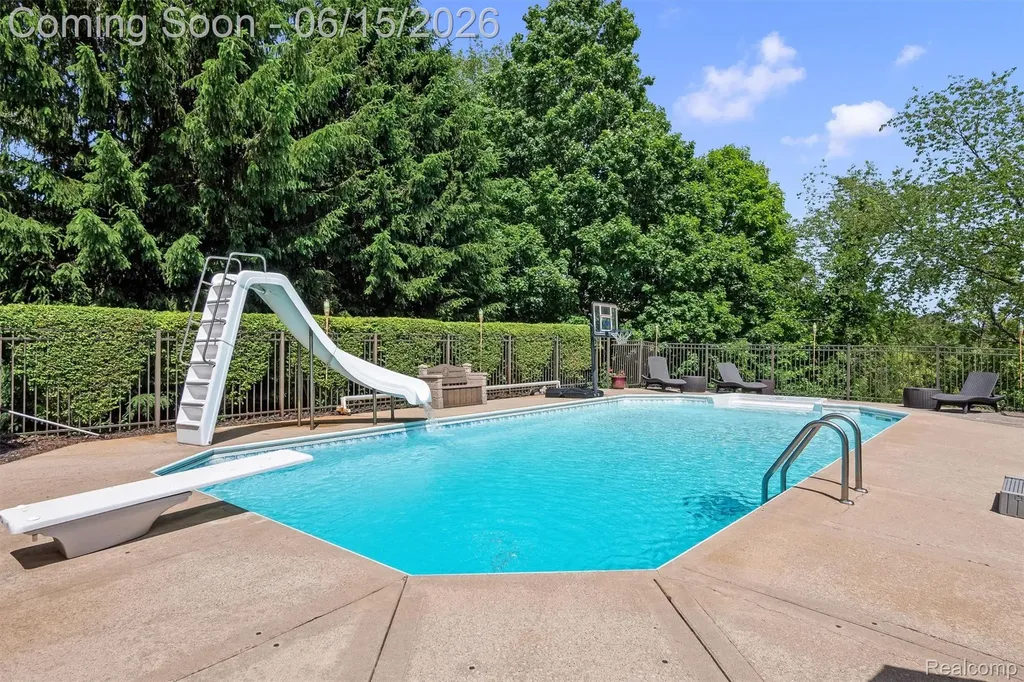 68960 Silver Fox Lane Washington Township MI 48095