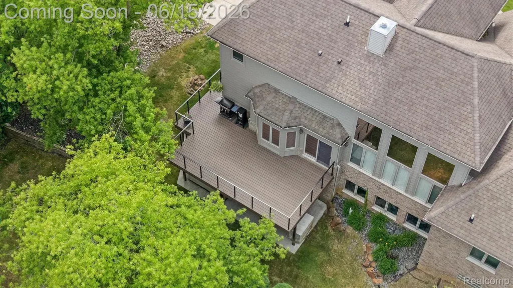 68960 Silver Fox Lane Washington Township MI 48095