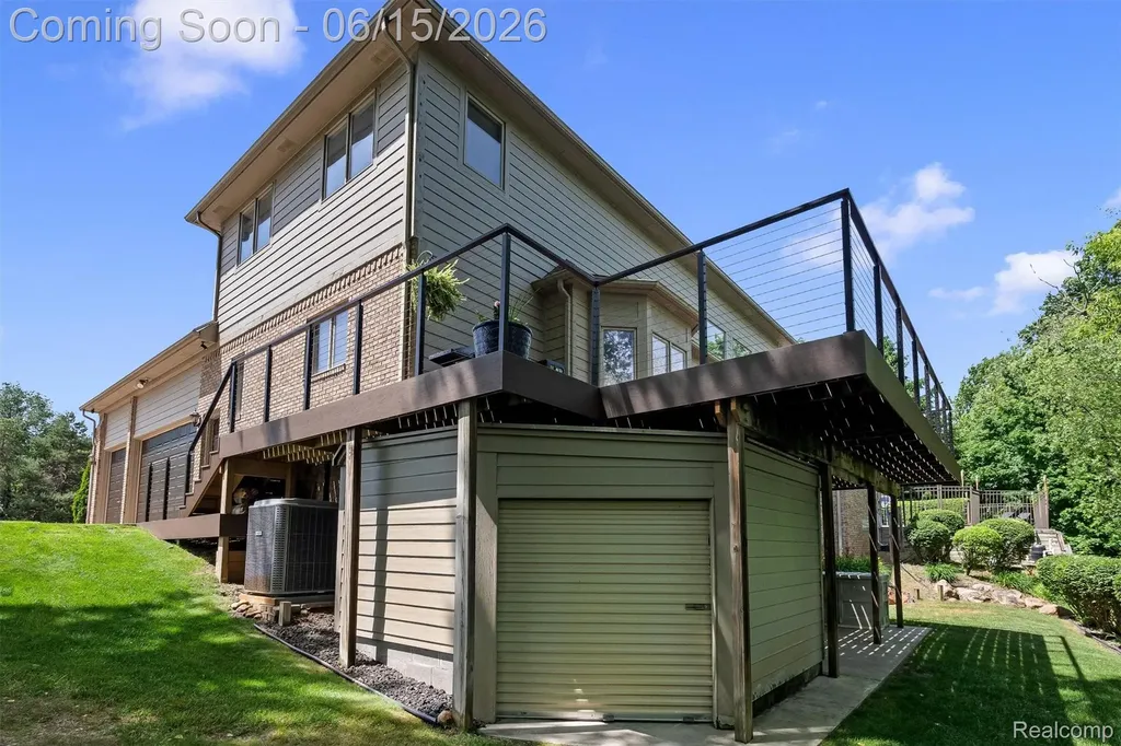 68960 Silver Fox Lane Washington Township MI 48095