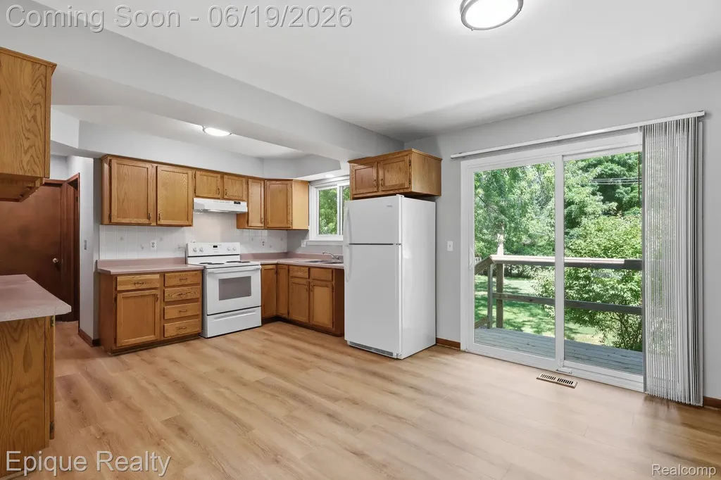 51600 Shelby Road Shelby Charter Township MI 48316