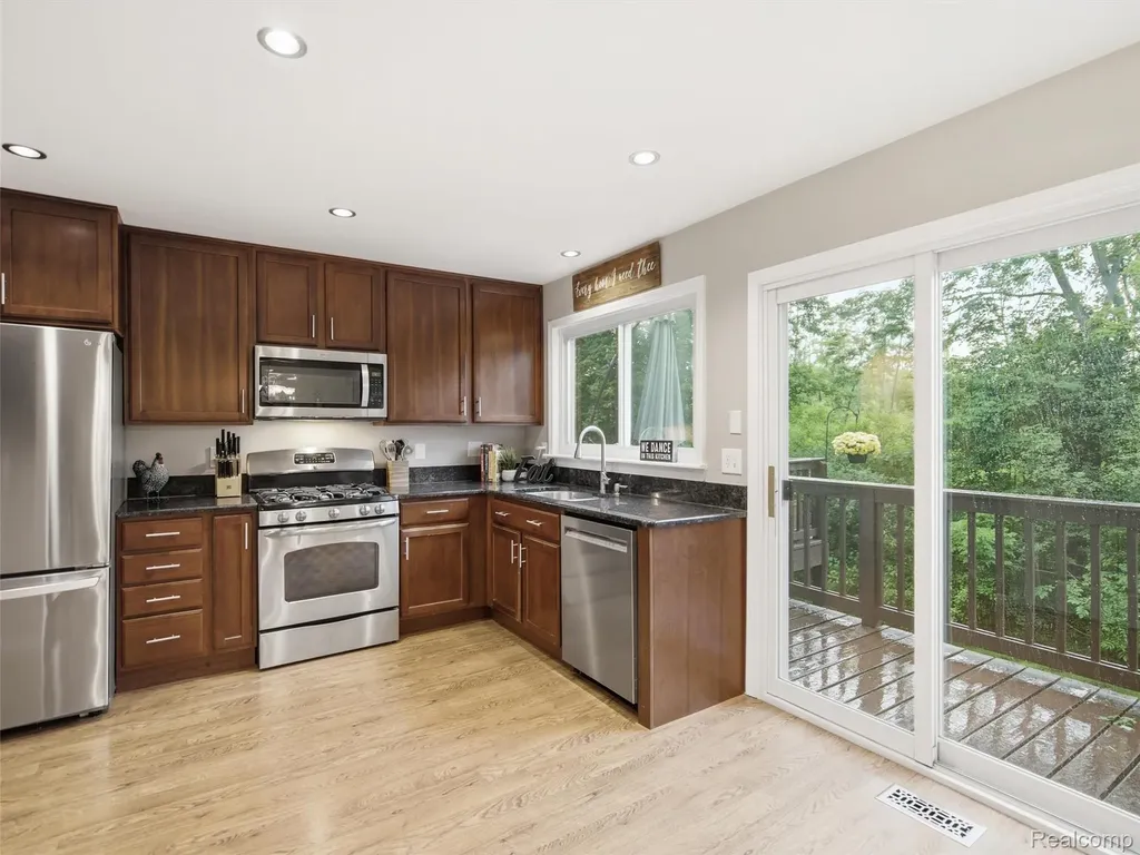 2600 Millcrest Court Orion Charter Township MI 48360