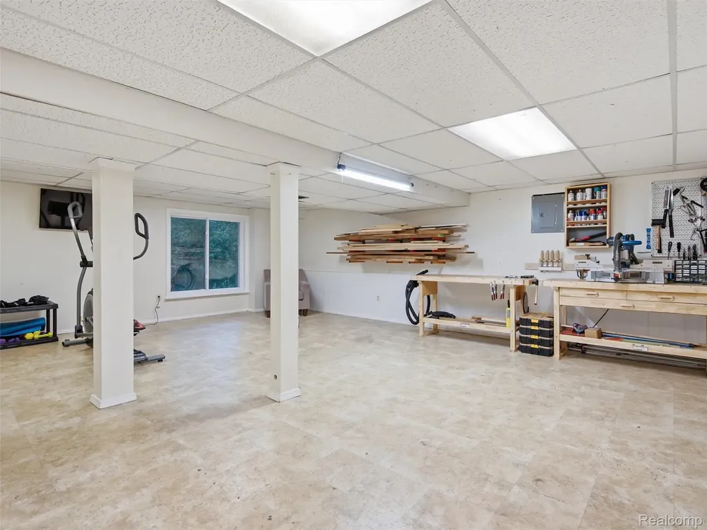 2600 Millcrest Court Orion Charter Township MI 48360