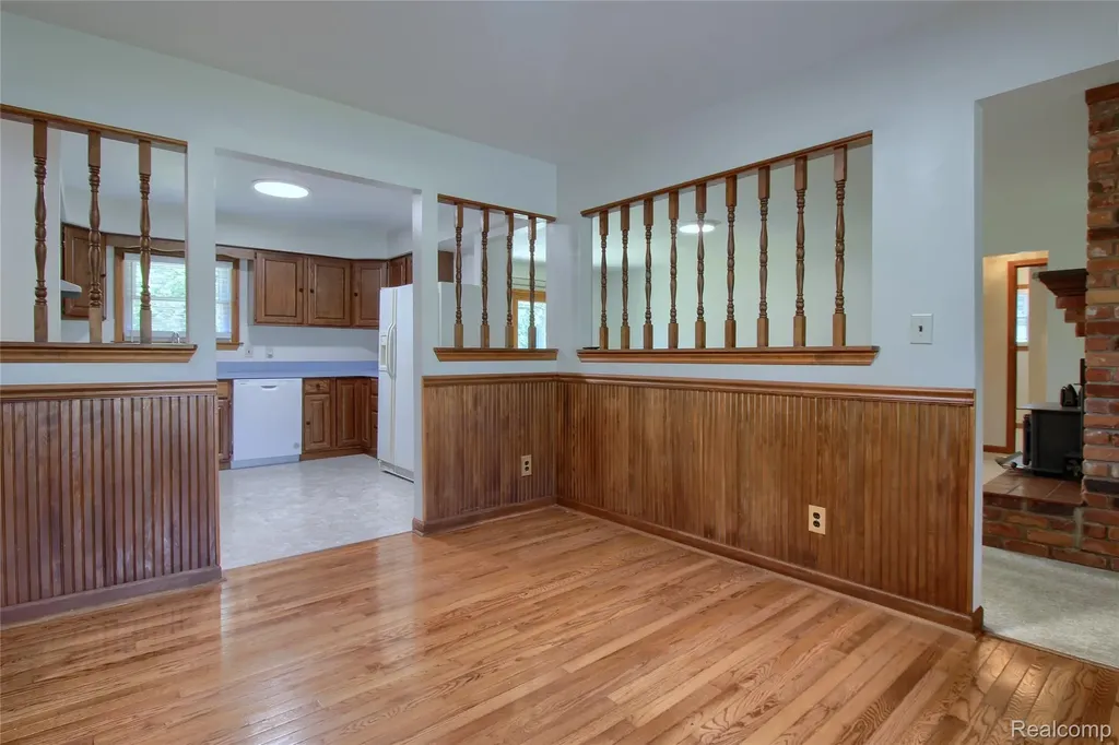 21515 Huron River Drive Huron Charter Township MI 48164
