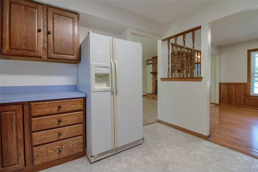 21515 Huron River Drive Huron Charter Township MI 48164