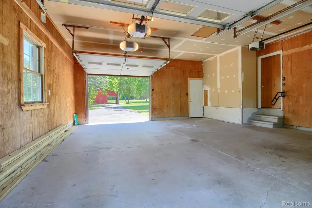 21515 Huron River Drive Huron Charter Township MI 48164