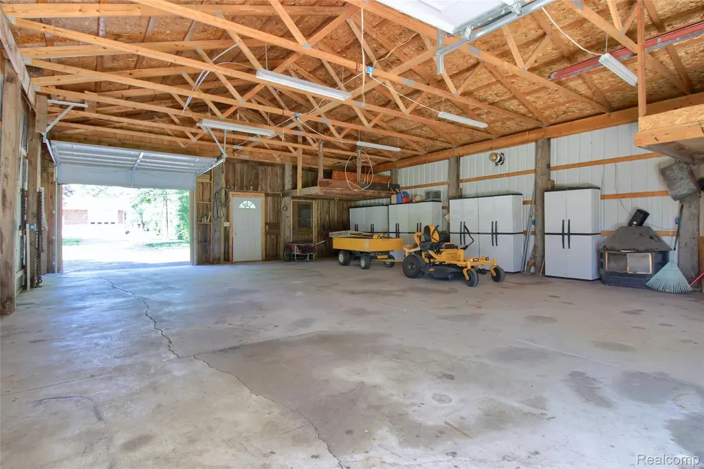 21515 Huron River Drive Huron Charter Township MI 48164