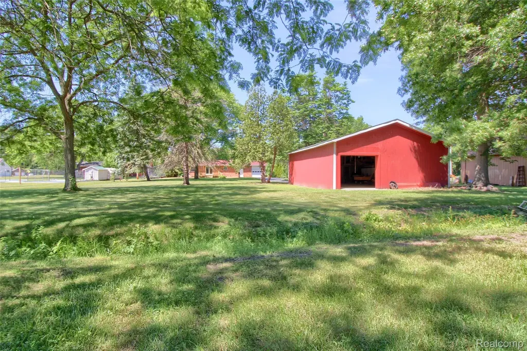 21515 Huron River Drive Huron Charter Township MI 48164
