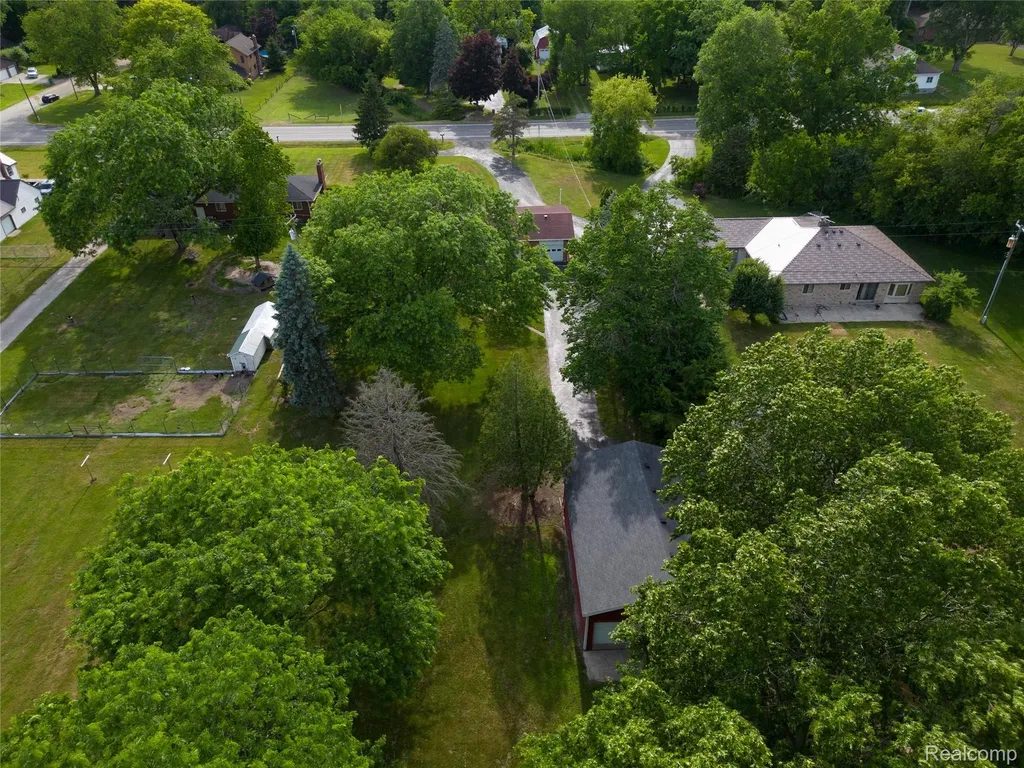 21515 Huron River Drive Huron Charter Township MI 48164