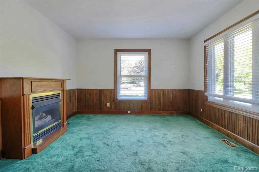 21515 Huron River Drive Huron Charter Township MI 48164