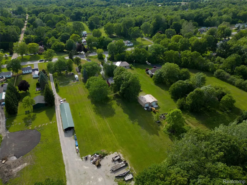 21515 Huron River Drive Huron Charter Township MI 48164