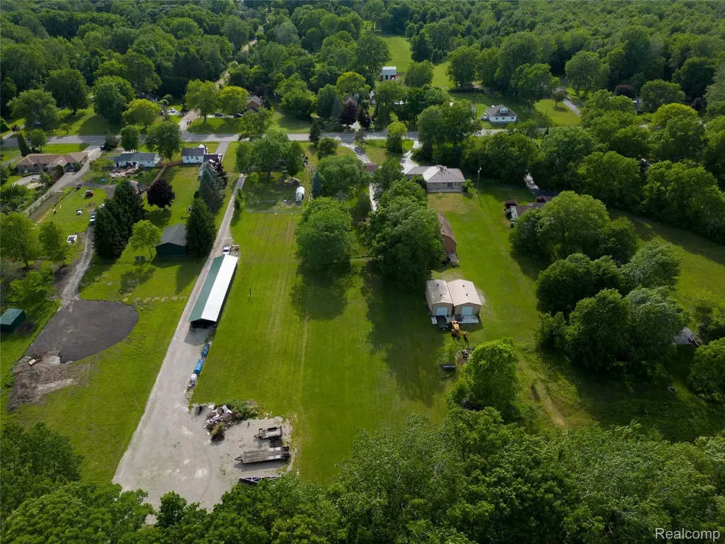 21515 Huron River Drive Huron Charter Township MI 48164