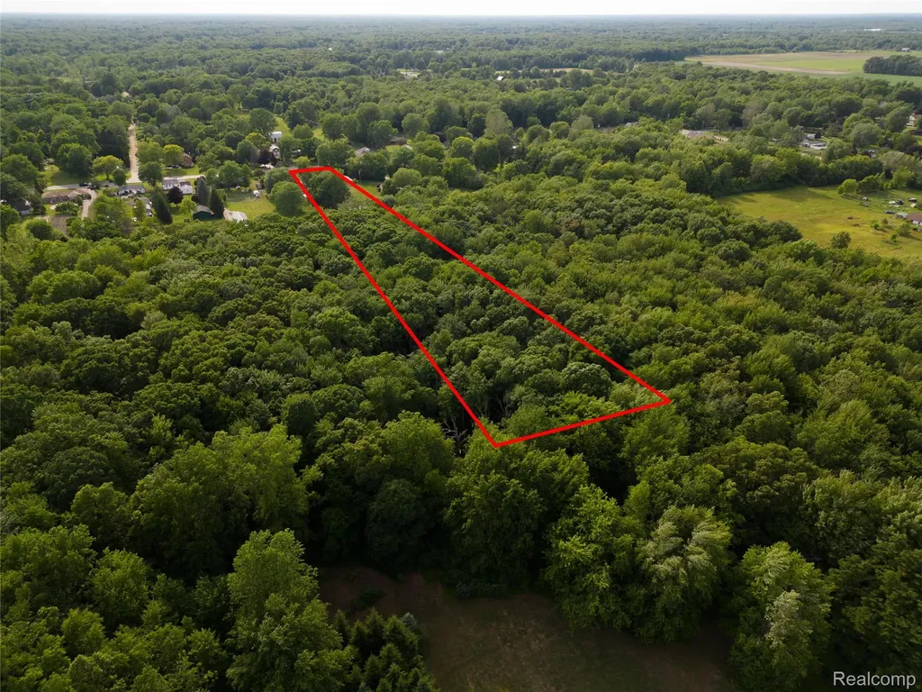 21515 Huron River Drive Huron Charter Township MI 48164
