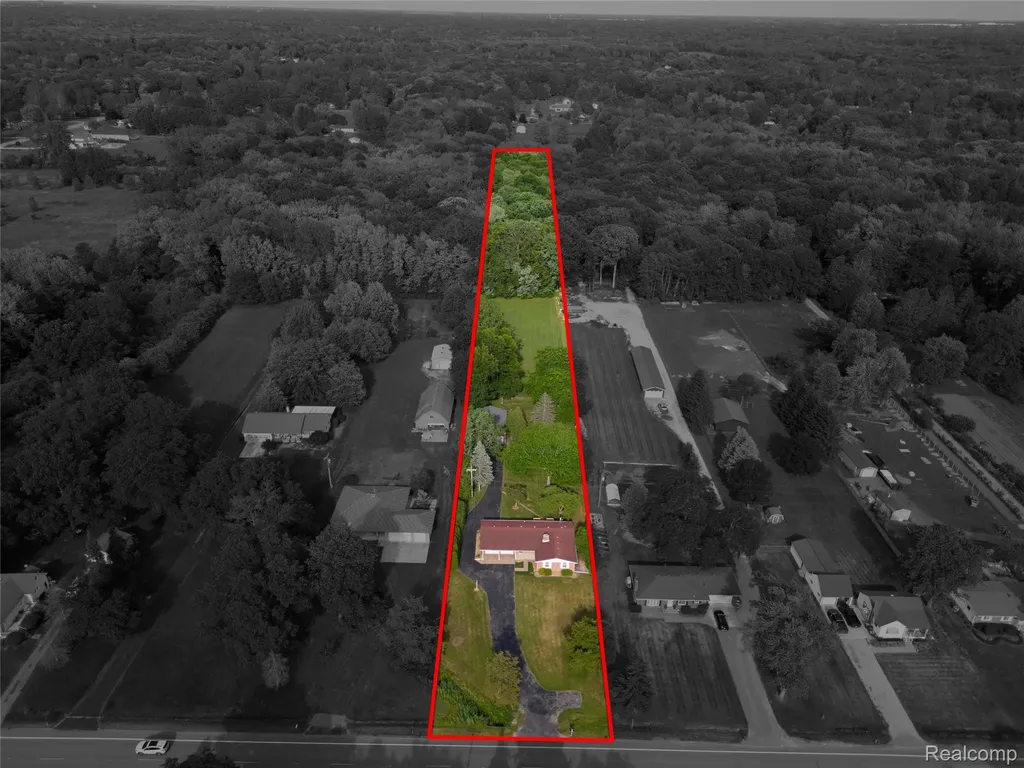 21515 Huron River Drive Huron Charter Township MI 48164
