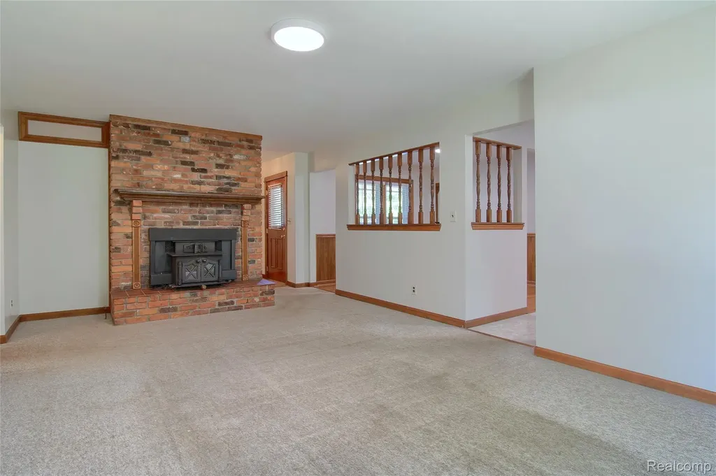 21515 Huron River Drive Huron Charter Township MI 48164