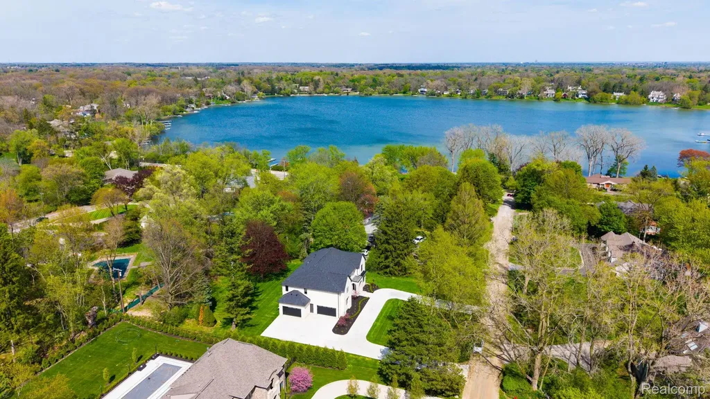4546 Niagara Lane Bloomfield Hills City MI 48301