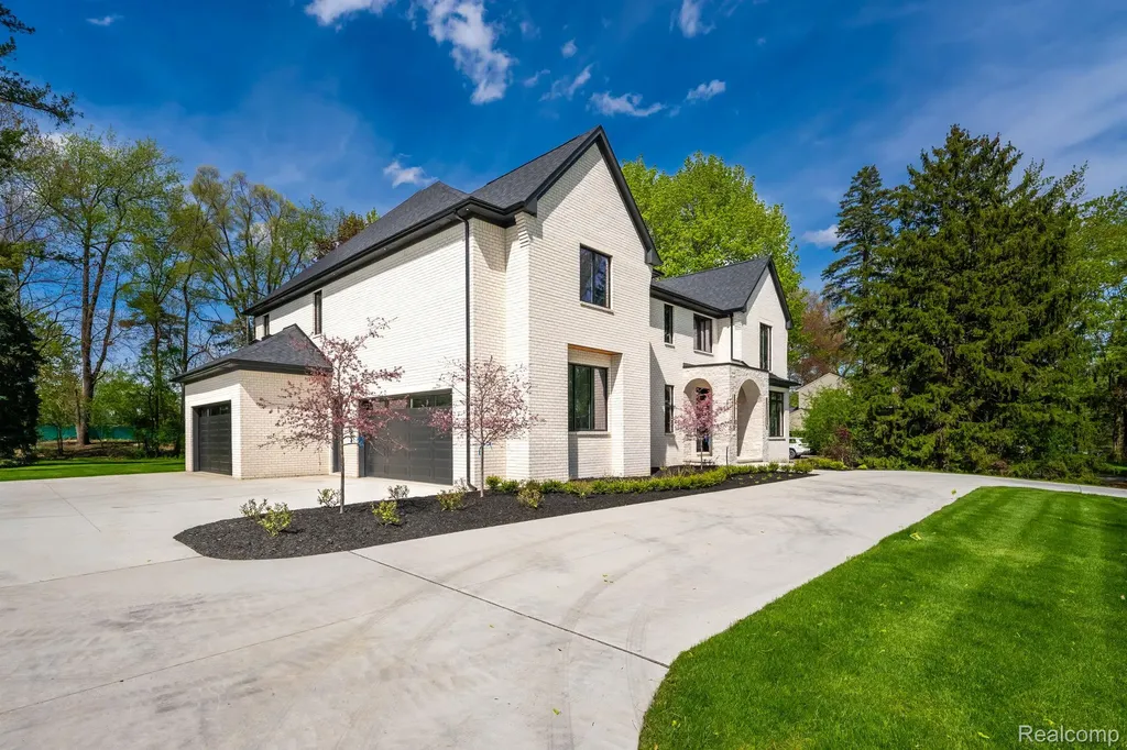 4546 Niagara Lane Bloomfield Hills City MI 48301