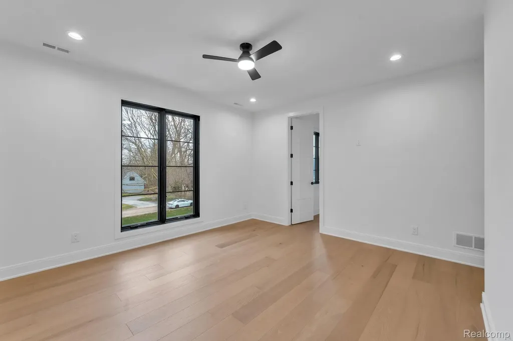 4546 Niagara Lane Bloomfield Hills City MI 48301
