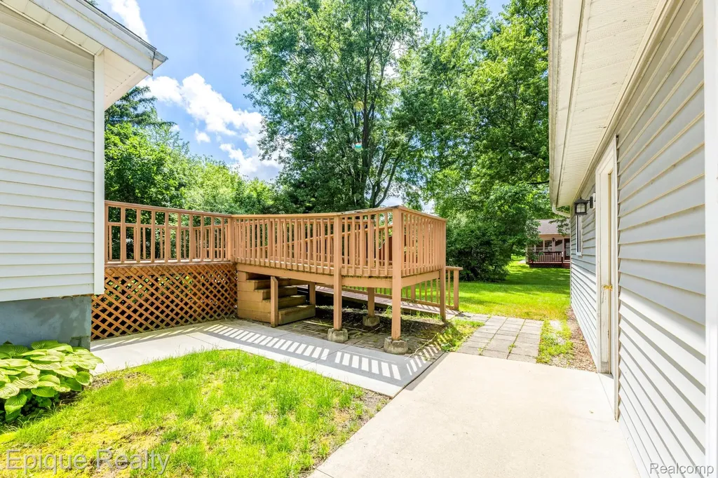 279 N Howard Avenue Sanilac Township MI 48422
