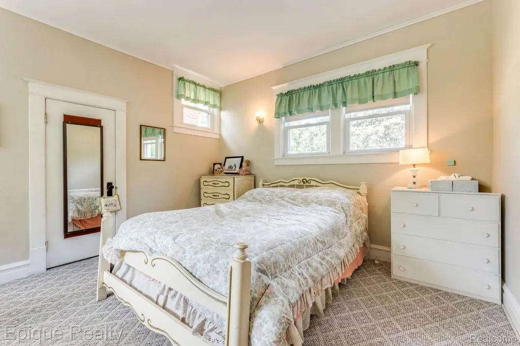 279 N Howard Avenue Sanilac Township MI 48422
