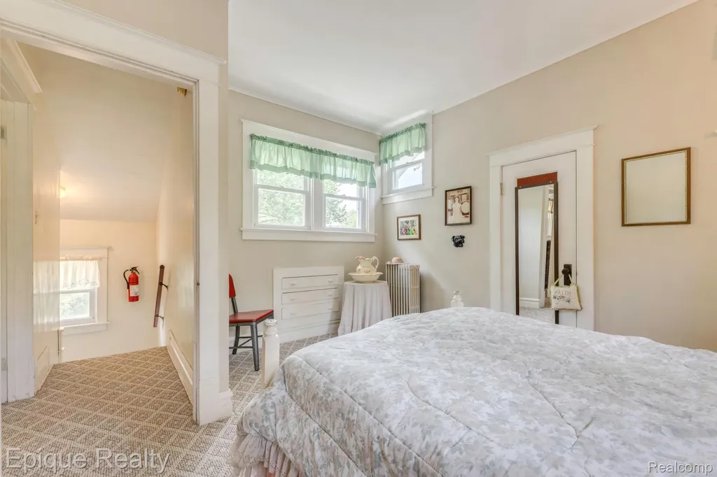 279 N Howard Avenue Sanilac Township MI 48422