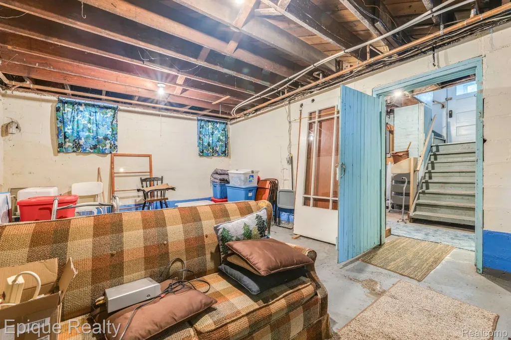 279 N Howard Avenue Sanilac Township MI 48422