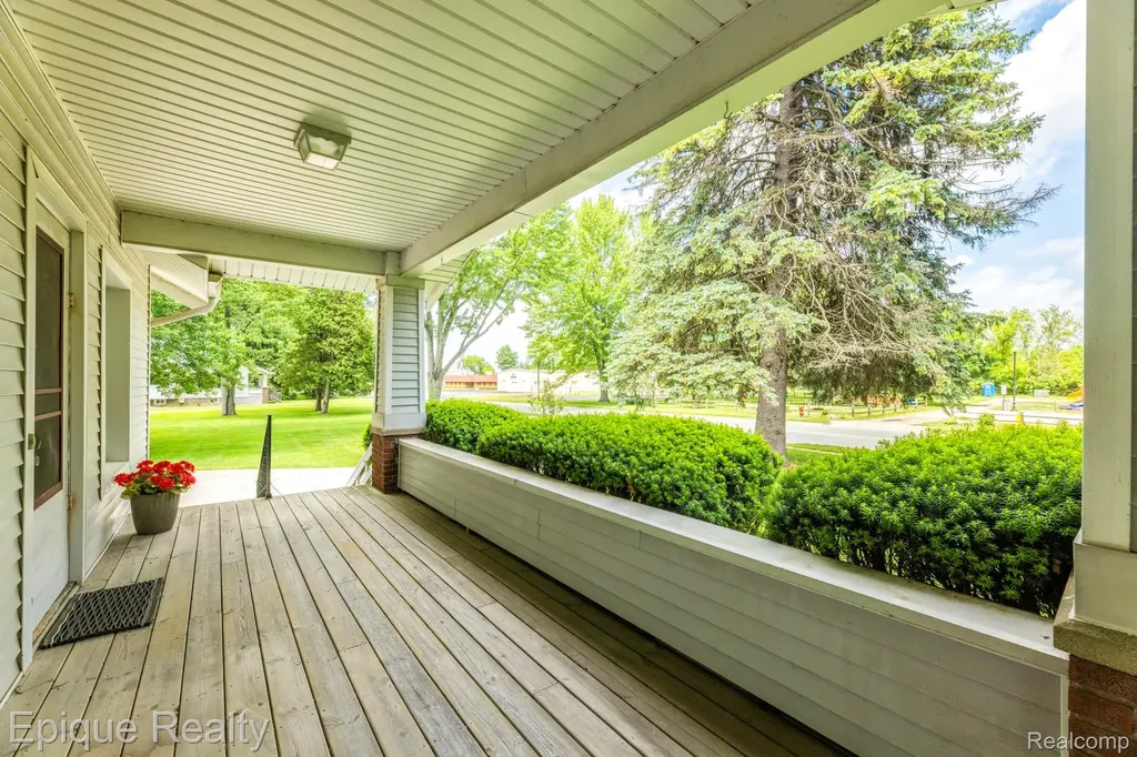 279 N Howard Avenue Sanilac Township MI 48422