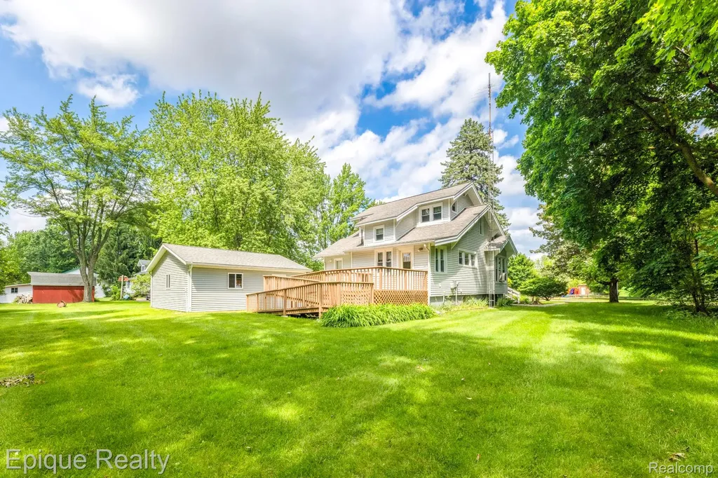 279 N Howard Avenue Sanilac Township MI 48422