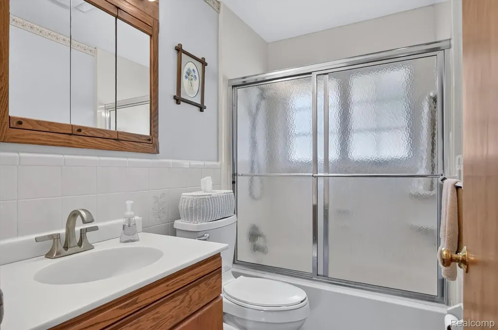 32740 Alvin Street Garden City City MI 48135