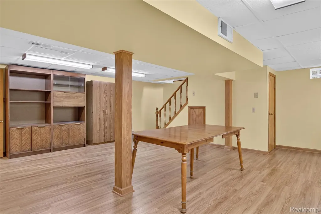 32740 Alvin Street Garden City City MI 48135