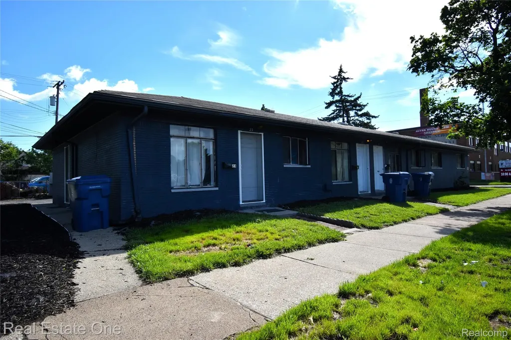 162 Burke Street River Rouge City MI 48218