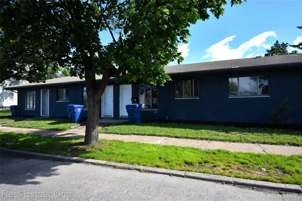 162 Burke Street River Rouge City MI 48218