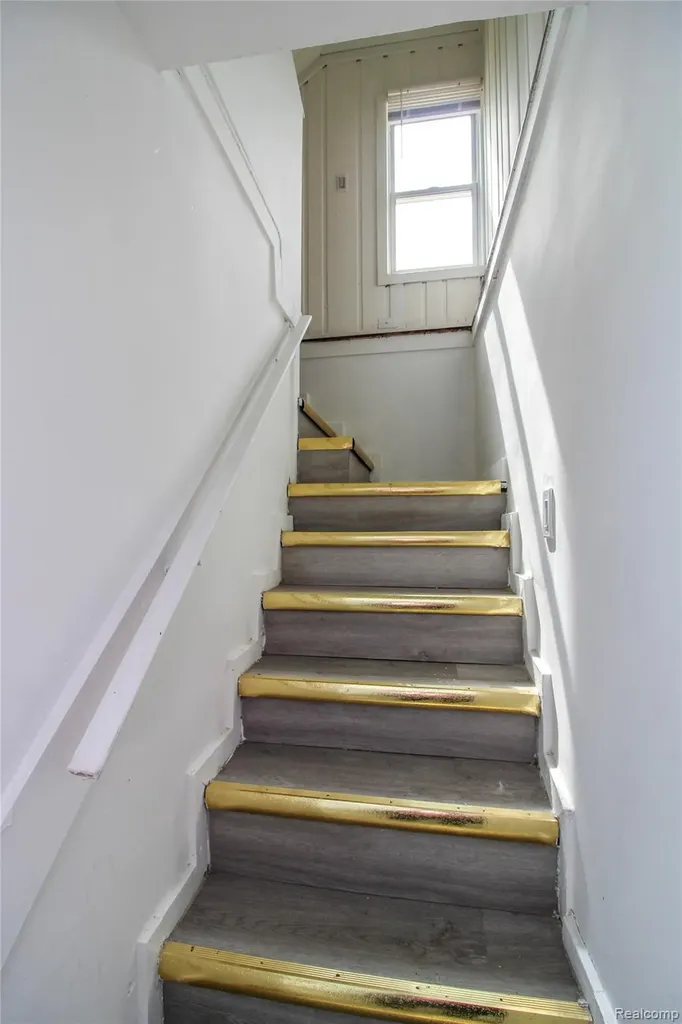 10310 Wayburn Street Detroit City MI 48224