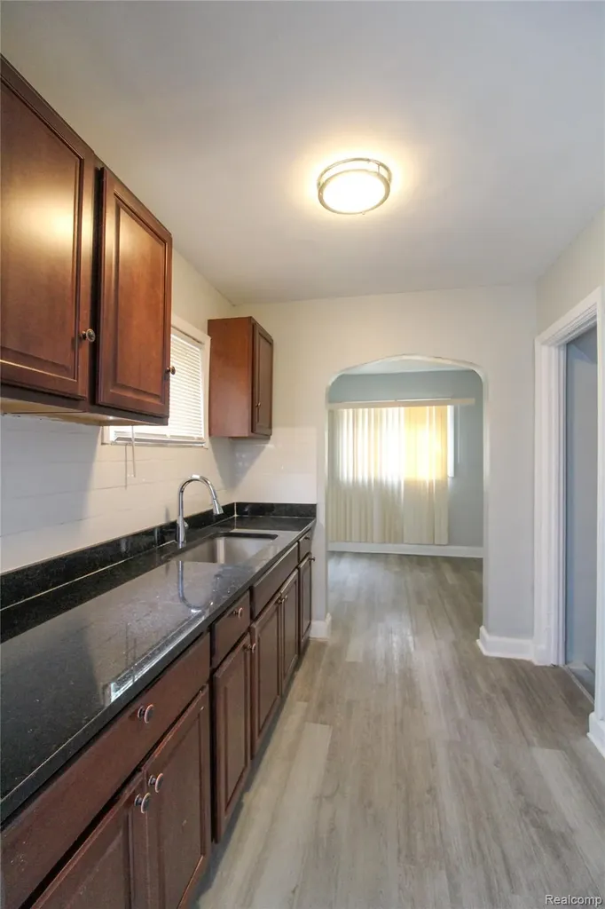 10310 Wayburn Street Detroit City MI 48224