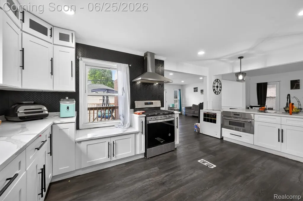 20101 Briarcliff Road Detroit City MI 48221